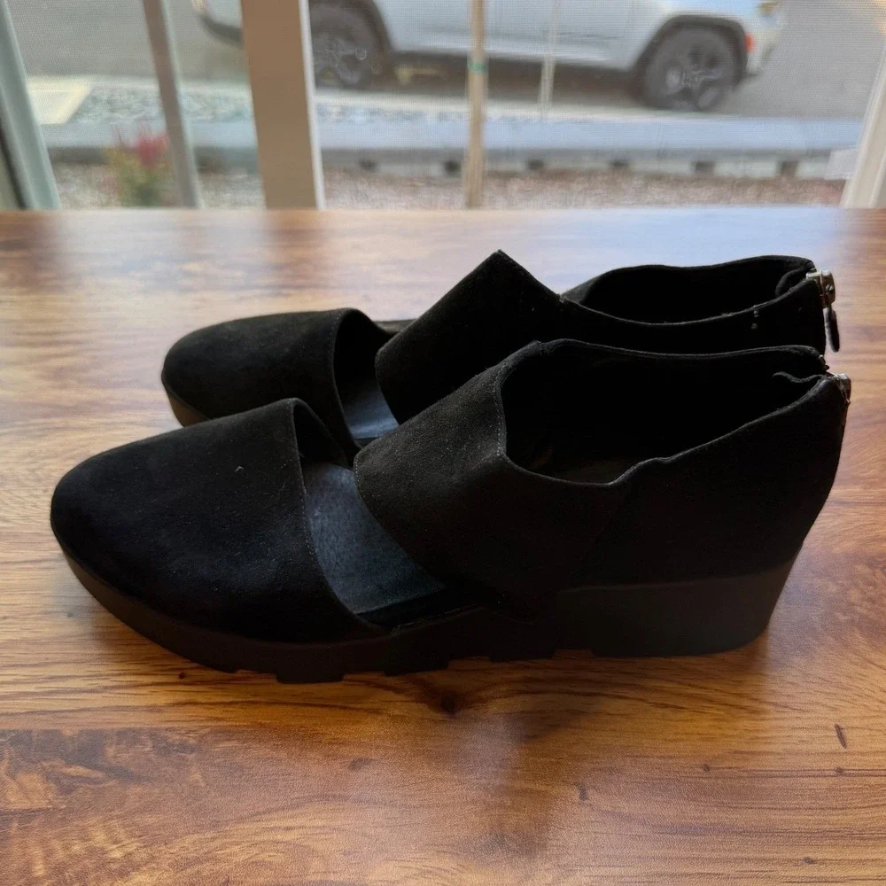 Eileen Fisher Women's Black Turban Suede Platform Wedge Sandals Back Zip Sz 8.5